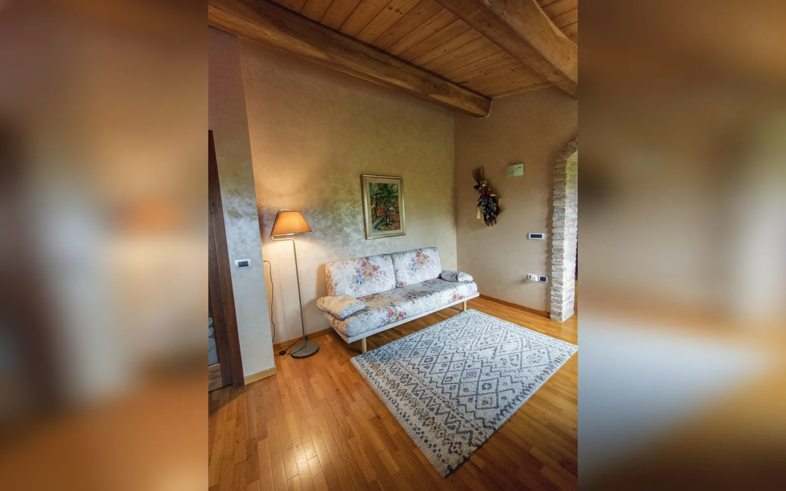 Camera con bagno privato — A casa di Annarella, urbino (foto 18)
